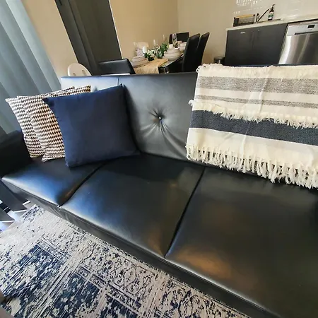Entire 2Br, Hideaway Apartment Narellan Exterior photo