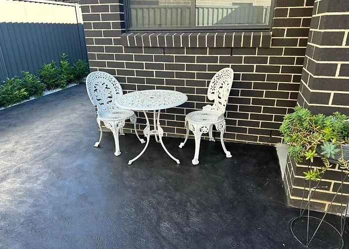 Entire 2Br, Hideaway