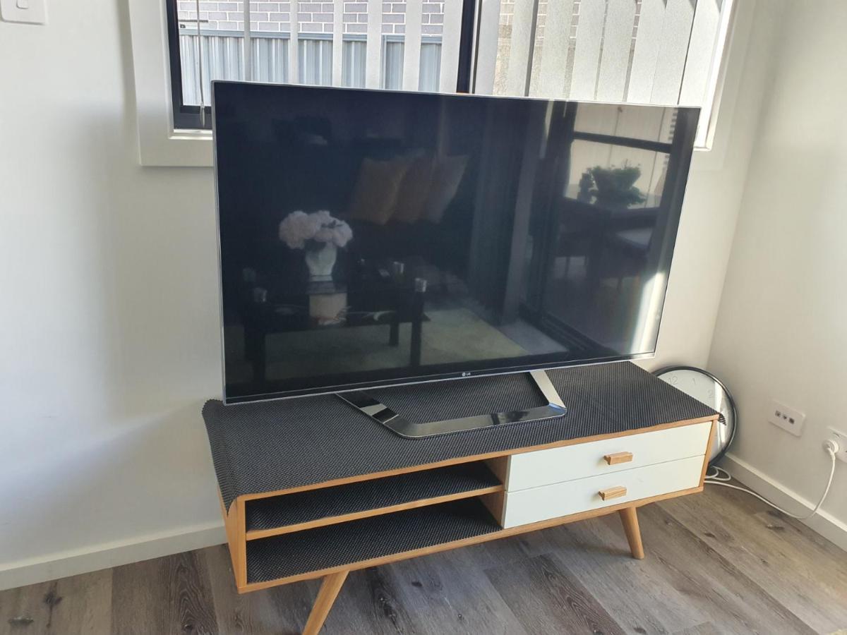 Entire 2br, Hideaway