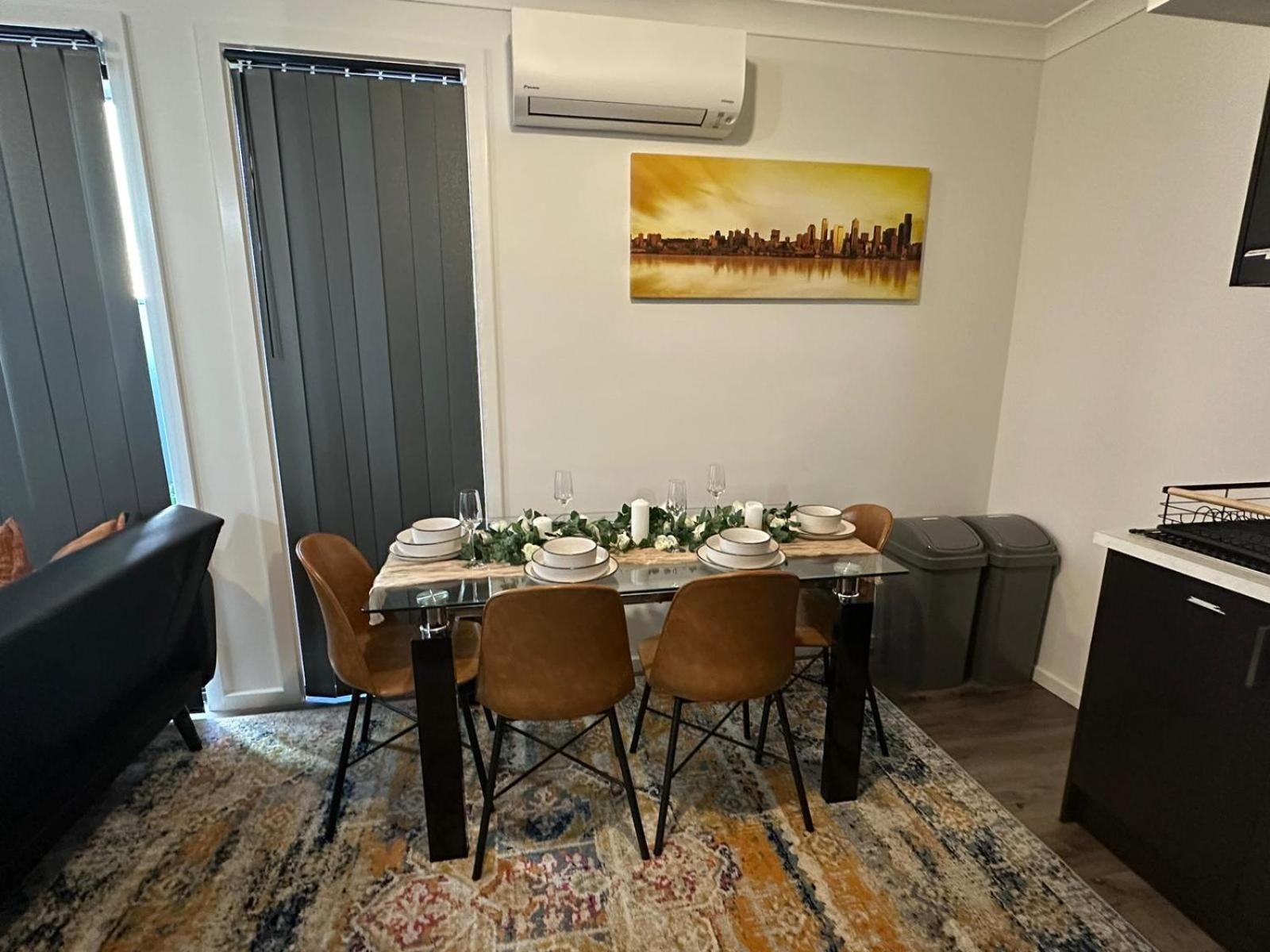 Entire 2br, Hideaway Apartment