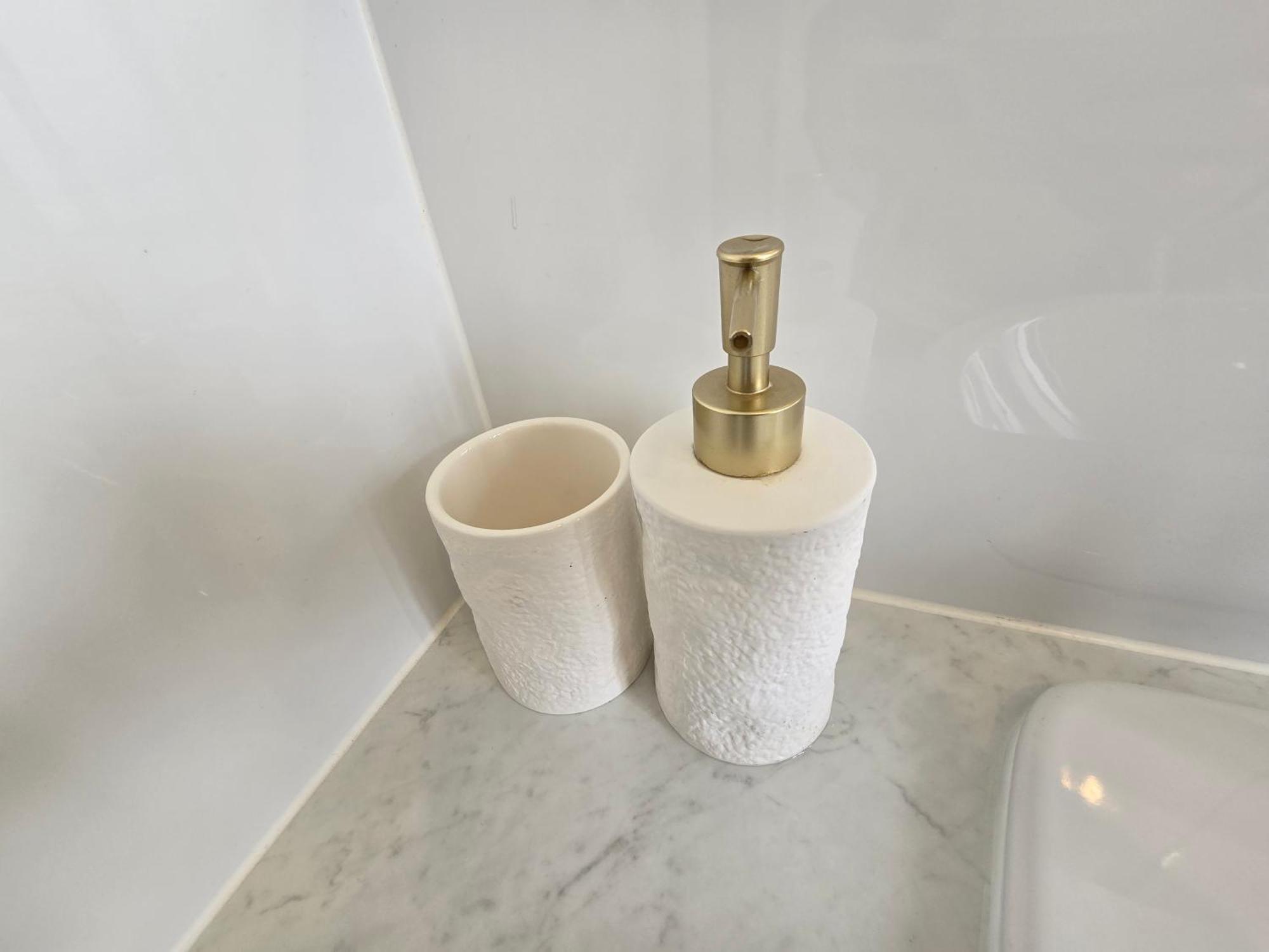 Entire 2br, Hideaway Narellan